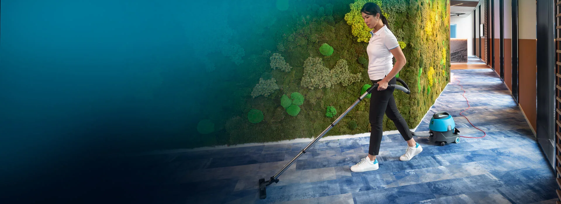 i vac 5 vacuum cleaner cleaning a hotel